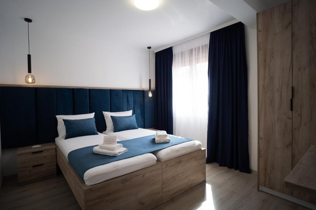 Apartments And Rooms Smile Mostar Extérieur photo
